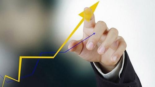 美联储沃勒：明年应适度降息100基点 支持就业市场