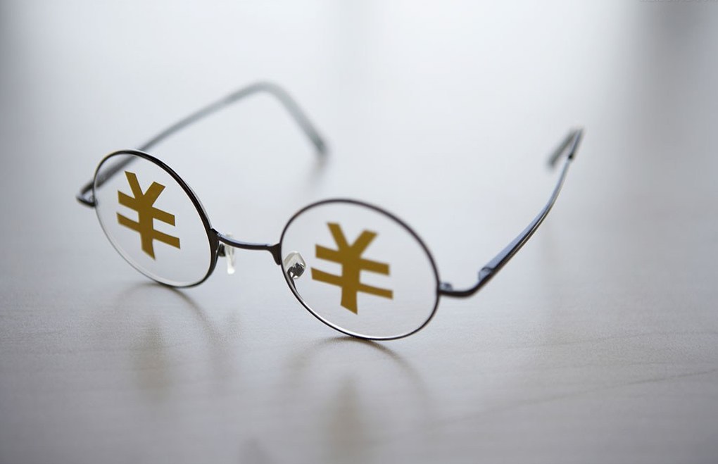 白宫呼吁美联储降息，哈塞特点名人选