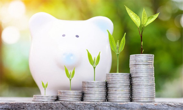 镍期货市场短期震荡，宏观面与库存压力主导走势